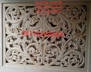 Read more about the article 20 Gambar Batu Ukir Ornamen Batik Dekorasi Dinding